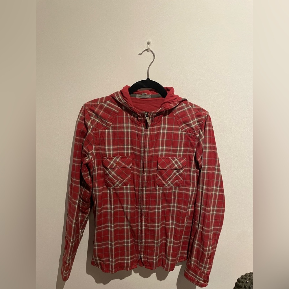 Excellent condition Horny Toad Womesn zip up sweater